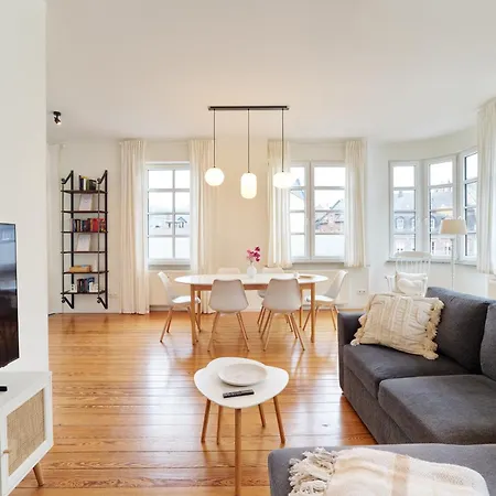 Apartmán Bg Living & Hosting - Stilvolle Mosel-ferienwohnung In - Top-lage, Bis 6 Personen, Parkplatz & Wlan Traben-Trarbach