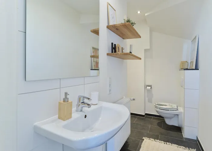 Apartamento Bg Living & Hosting - Stilvolle Mosel-ferienwohnung In - Top-lage, Bis 6 Personen, Parkplatz & Wlan