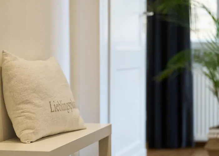 Bg Living & Hosting - Stilvolle Mosel-ferienwohnung In - Top-lage, Bis 6 Personen, Parkplatz & Wlan * Traben-Trarbach